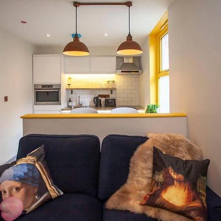 Higgihaus Apartment 4 Clare Street Aparthotel Central Location บริสตอล ภายนอก รูปภาพ